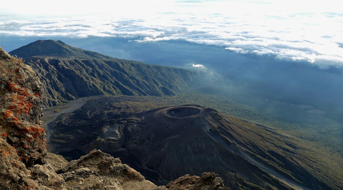 5-Days-Mount-Meru-Trekking-featured-image-2