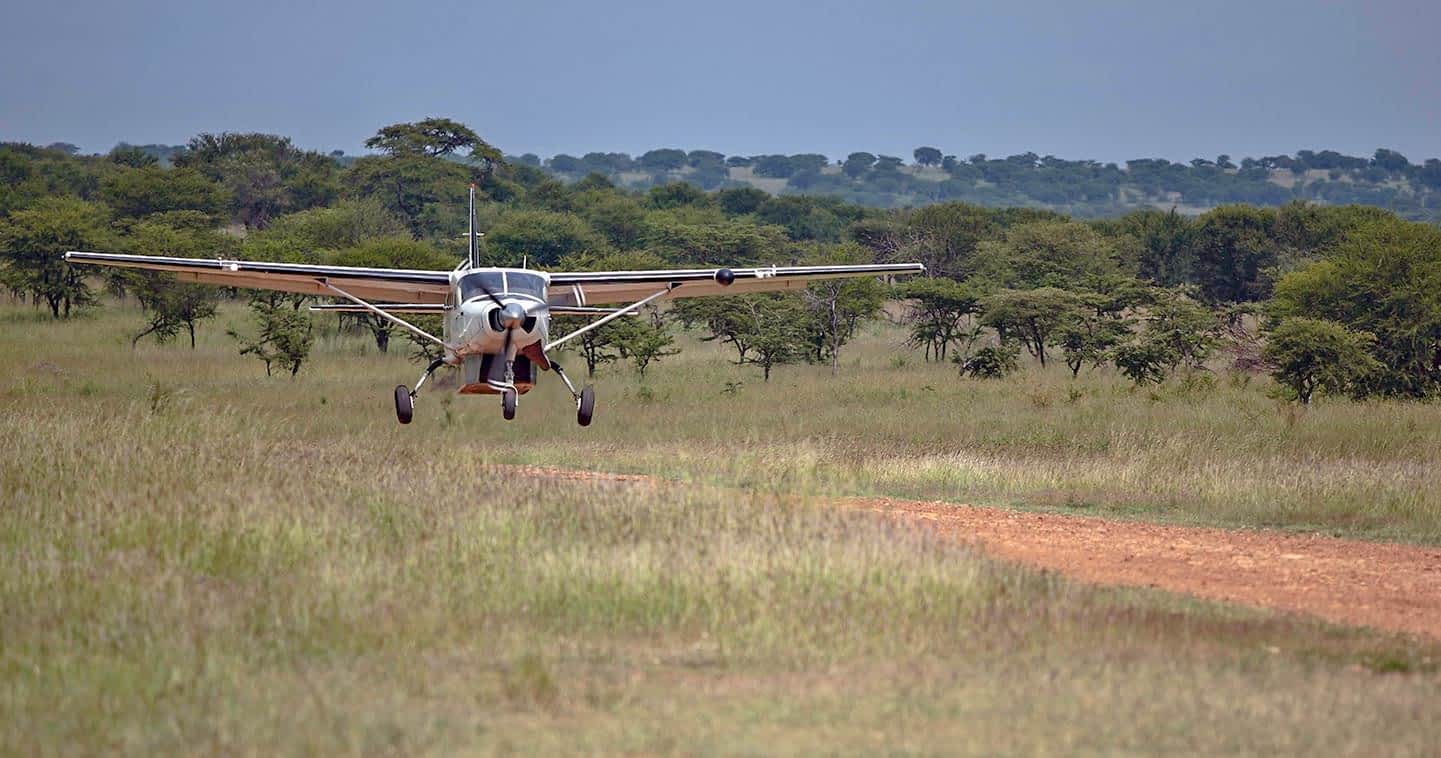 Serengeti-NP-by-plane-lux-2