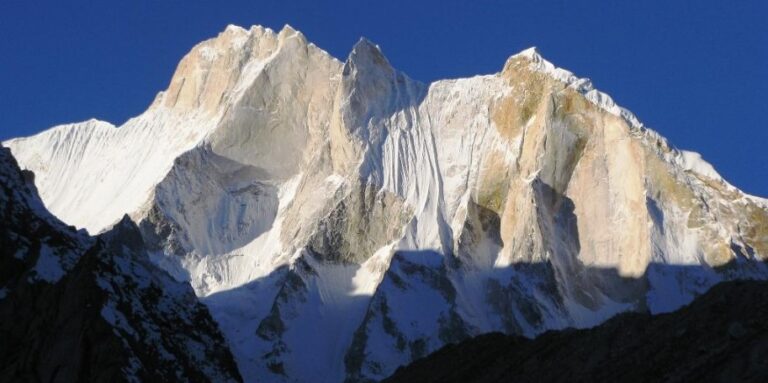 4 Days Mount Meru Trekking